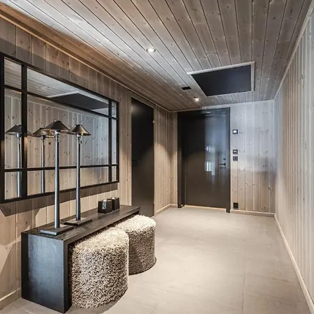 Brand New Luxury By The Slopes, Apartman