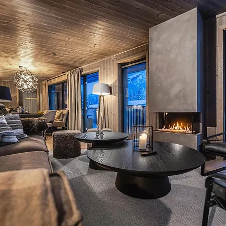 Brand New Luxury By The Slopes,